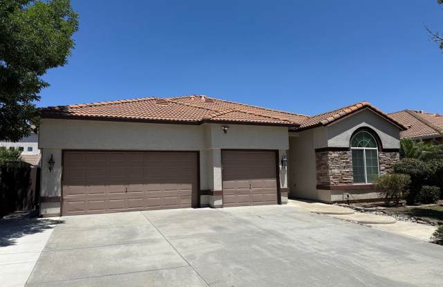 4-bedroom single story in Sylvan School District! photos photos