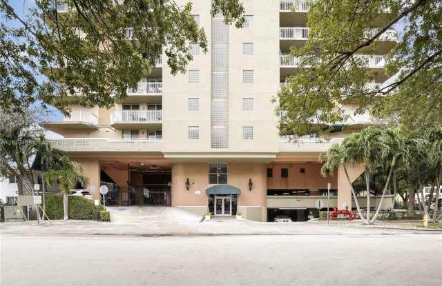 1650 Coral Way photos photos