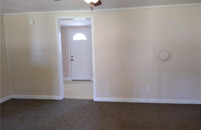 6717 Santa Claus Road Gallery 4