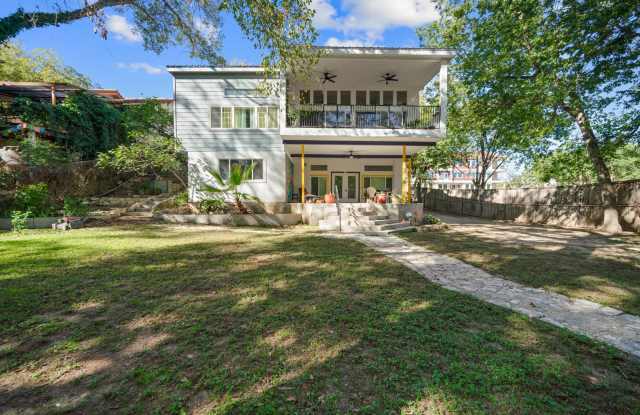 Furnished Waterfront Apartment with Private Guadalupe River Access photos photos