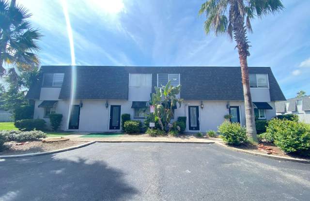 Beautiful 2/1.5 Condo in Orlando! New Carpet! photos photos