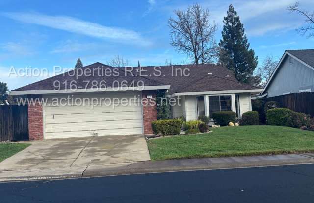Action Properties RES Inc: offering Single Story, New Paint, Great Room with formal dining area, Center island Kitchen with dining nook, Gardner Provided by Owner photos photos