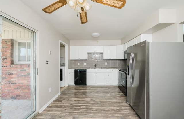 East Shaffer Townhomes Gallery 3