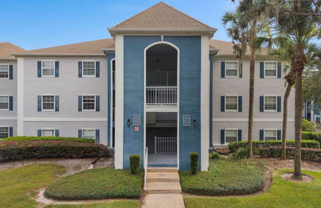 Available Now! Spacious 2 bedroom Condo in Longwood Gallery 1