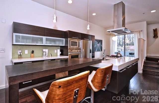318 Viburnum Way Court photos photos