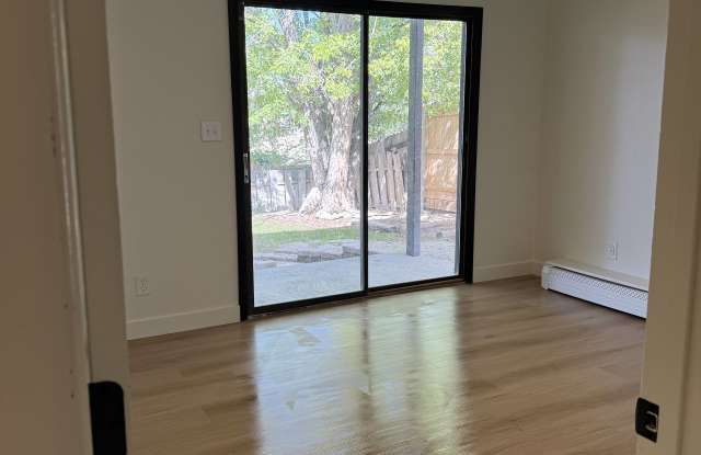 2412 1/2 Hidden Valley Drive Gallery 4