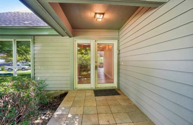 104 Highview Ln Gallery 4