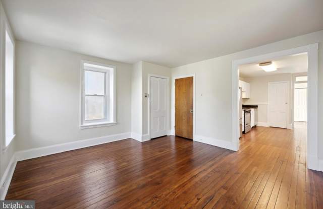 200 E WILLOW GROVE Avenue Gallery 3