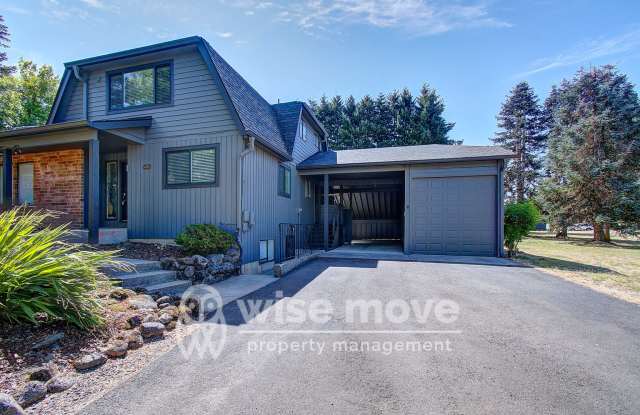 Exceptional Felida Living on 1.5 Acres | 4,000+ Sq. Ft. | 18-Month Lease Gallery 3