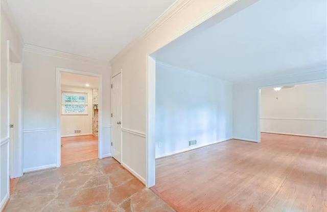 260 River Valley Road Gallery 2