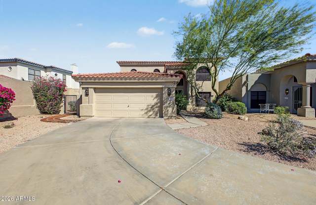 1534 E Winged Foot Road Gallery 2
