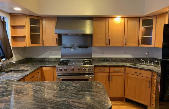 652 Dorchester Avenue - 1 photos photos