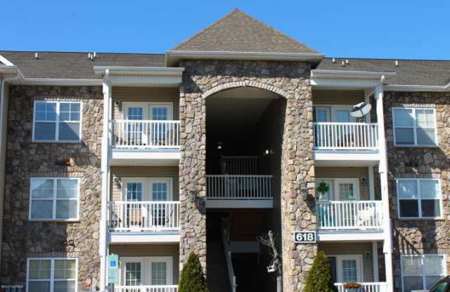 Beautiful 2 Bedroom 2 Bathroom Located in Sellar's Cove, Minutes from Carolina Beach! photos photos