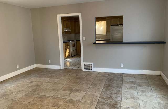 307 N 16th St RIIB-215 Gallery 3