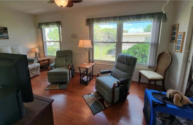 2360 Irish Ln photos photos