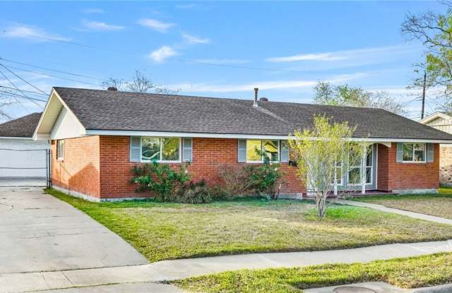 1061 Meadowbrook Drive photos photos