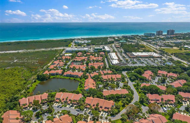 404 Sea Oats Dr - 404 Sea Oats Drive, Juno Beach, FL 33408