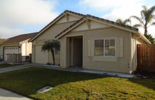 NICE SINGLE STORY 3 BEDROOM  2 BATH IN DAVIS! photos photos