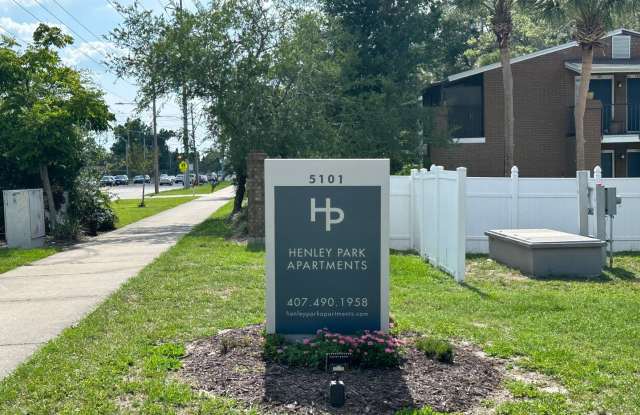 1BD/1BA Apartment off Curry Ford in Henley Park Apartments! photos photos