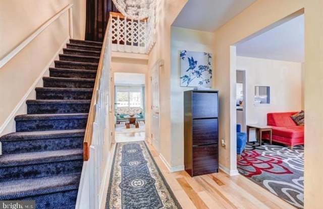 114 PINECREST LANE Gallery 3