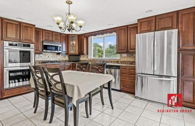 81 Princeton St. photos photos
