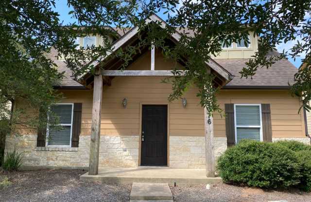 3376 Keefer photos photos