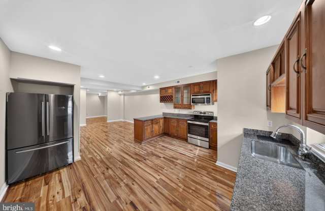 1614 6TH Street NW Gallery 4