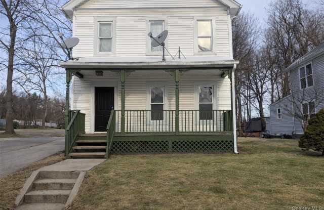 203 W Main St unit: #1 photos photos