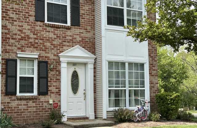 227 Lindsey Ct photos photos