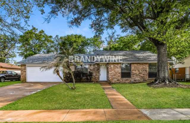1801 Alder Drive photos photos