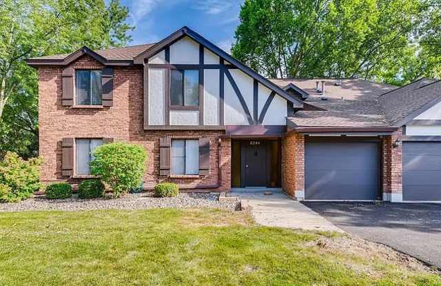 8246 Holly Ct # 15D - 8246 Holly Court, Palos Hills, IL 60465