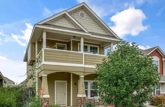 2-bed 2.5-bath home with detached 2-car garage with EV charger photos photos 2-bed 2.5-bath home with detached 2-car garage with EV charger photos photos