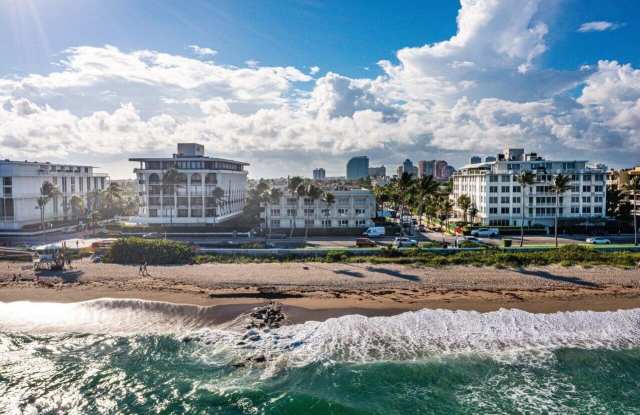 350 S Ocean Boulevard Gallery 3