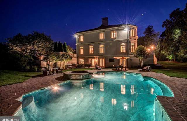 7946 VALDERRAMA COURT Gallery 3