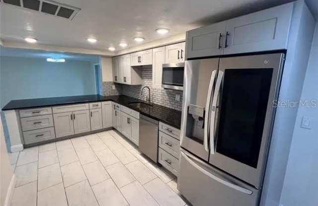 8414 CLOVER HILL Loop Gallery 4