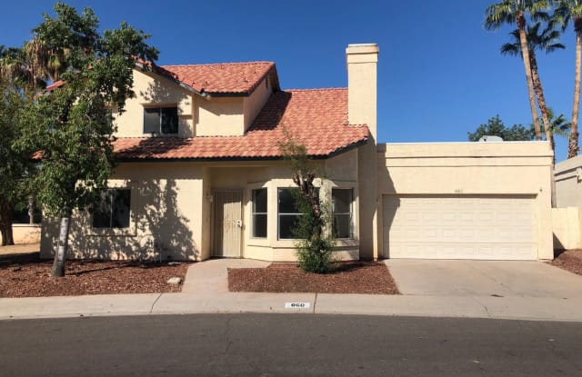 860 S Rio Drive - 860 South Rio Drive, Chandler, AZ 85225