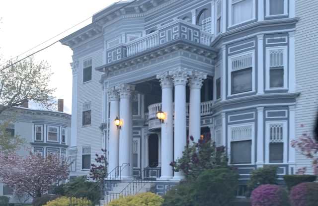 498 Hanover Street photos photos