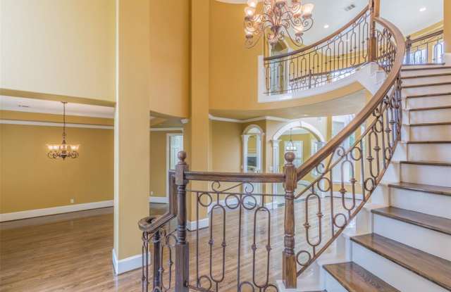 926 Peachwood Bend Drive Gallery 4