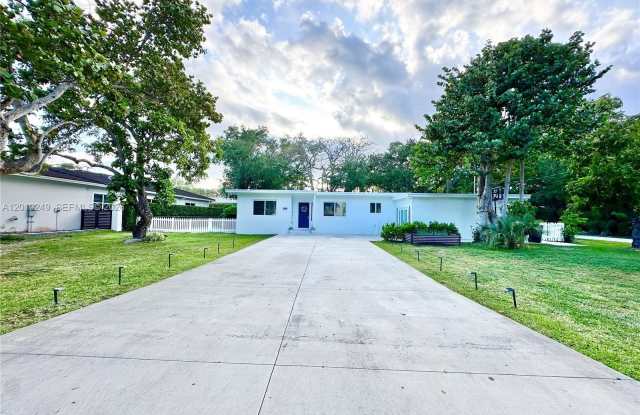 7800 SW 57th Ct photos photos