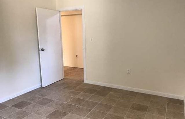 1479 E 34th St 1F - 1479 East 34th Street, Brooklyn, NY 11234