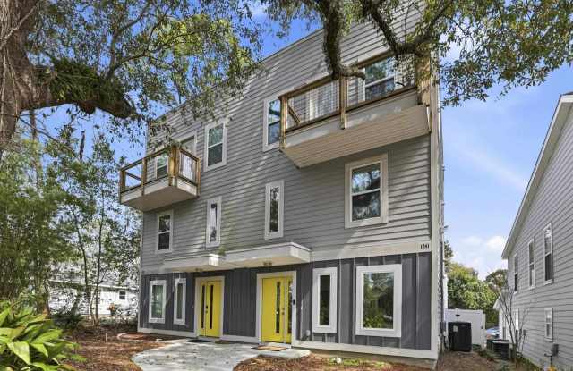 1241 N BRONOUGH Street photos photos