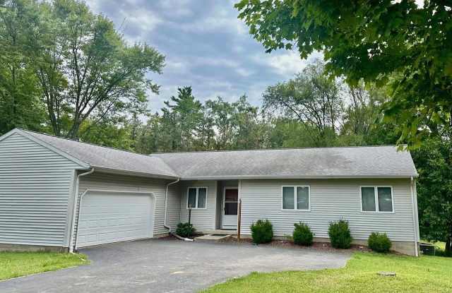 1830 E Thornton Drive - 1830 East Thornton Drive, Bloomington, IN 47401