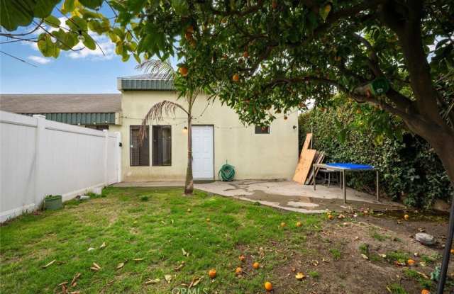 12101 Freeman photos photos