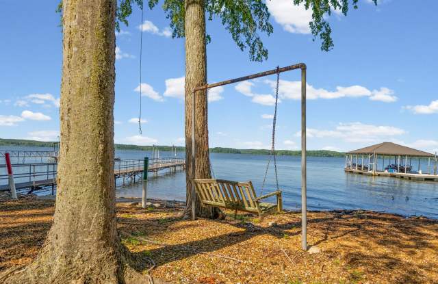 Flat lot on KY Lake that featuring year round Sunset views! Gallery 1