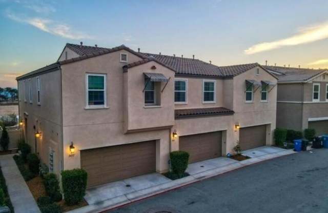 5451 San Roberto photos photos