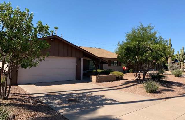 8113 E Arlington Rd Gallery 2