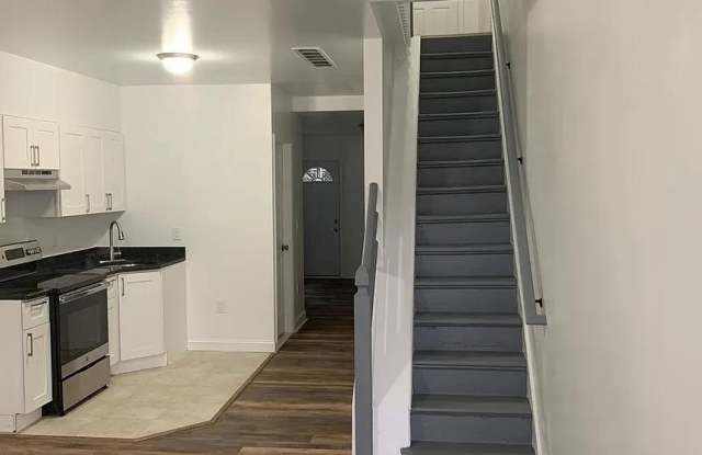 659 N CREIGHTON Street Gallery 1