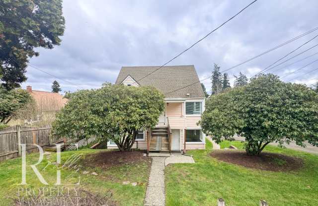 Bright Upper-Level Living On Callow photos photos