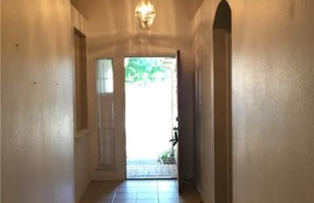 1522 Charleston Drive Gallery 4
