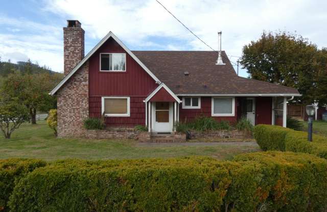 **Country Living ** - 473 Sandhagen Road, Clallam County, WA 98363